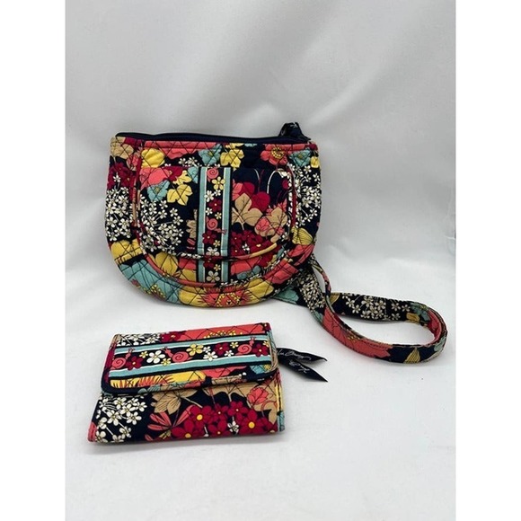 Vera Bradley Happy Snails Crossbody Bag and Wallet - Picture 1 of 7